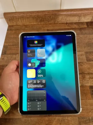 iPad 11