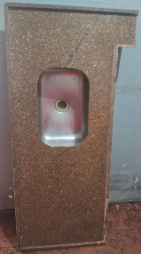 Pia de Granito com Cuba de Inox - Excelente Estado