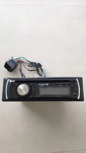 Som Automotivo LG LCS500UN - Para Carro com CD/MP3/AUX