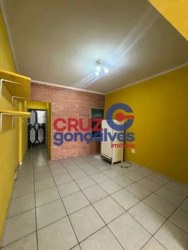 Oportunidade única de investimento! Casa com ponto comercial à venda no Bairro Santa Cruz,
