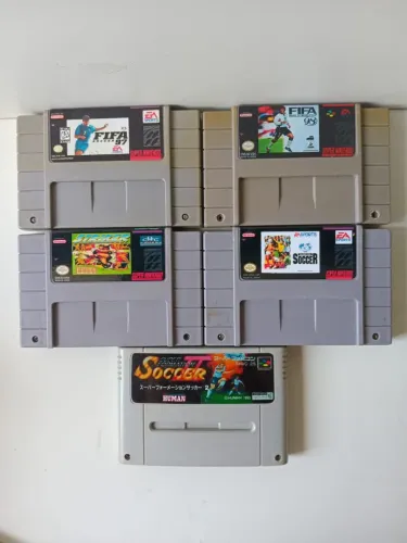 01 Cartucho para SNES (Luta/Corrida/Esportes)