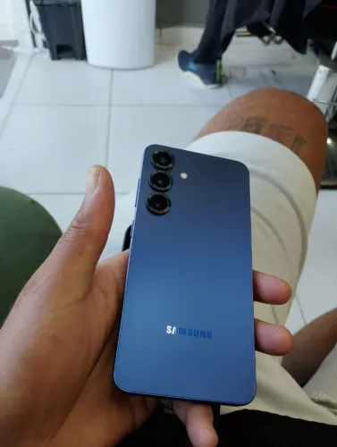 Samsung s25