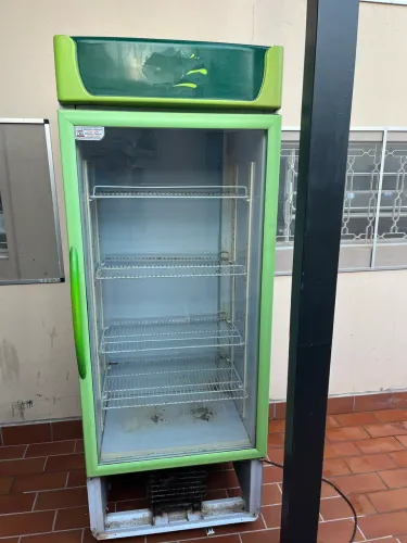 Geladeira porta de vidro usada