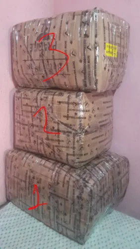 Roupas para brecho em bom estado.
