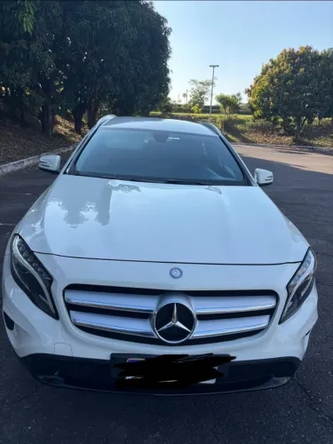 Mercedes-Benz GLA 200 Adv. 1.6/1.6 TB 16V Flex Aut. 2017