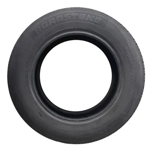 Pneu Roadstone 195/65 R15    189008 A1