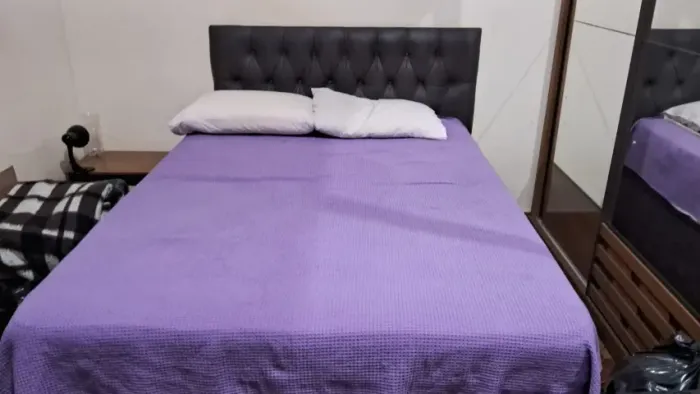 ARMÁRIO MUITO NOVO E CAMA MUITO NOVA POR R$1.700 OS 2