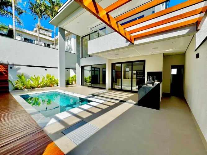 Casa de Condomínio com 4 Suítes à Venda, Piscina e Área Gourmet