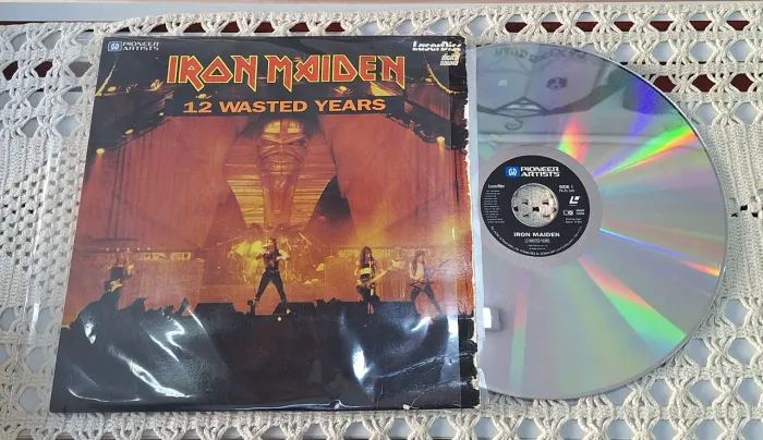 LaserDisc Iron Maiden 12 Wasted Years Original Colecionável