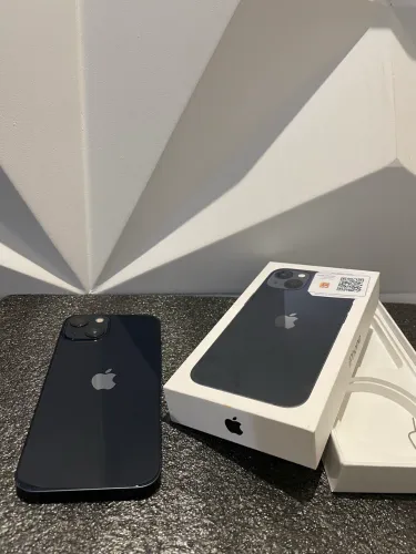 iPhone 13