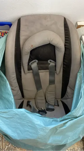 Cadeirinha de carro infantil 