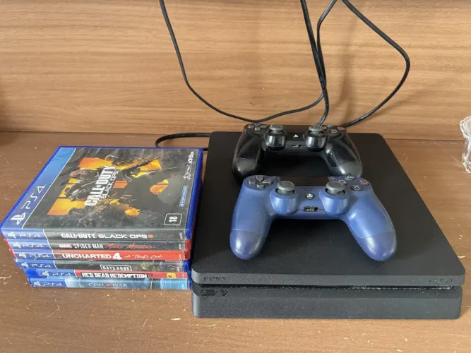PS4 SLIM 500GB
