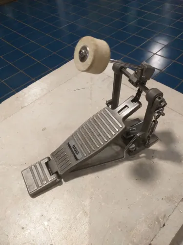Pedal de bumbo de bateria yamaha