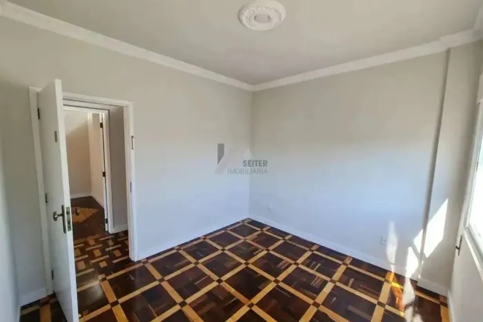 Apartamento 4 dormitórios suite venda Centro Florianópolis