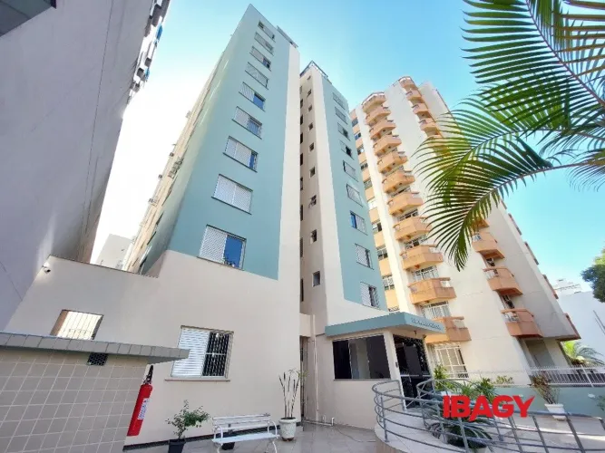Excelente Apartamento 2 dormitório(s) em Centro - Florianópolis