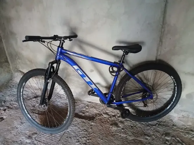 Bicicleta Aro 29 a Venda! usada 3 vezes apenas.