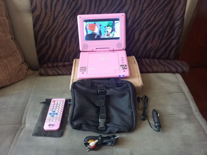 Dvd Tectoy,tipo, Lenox sound infantil,Rosa, Lindo.Com todos os acessórios.fixo e movel.