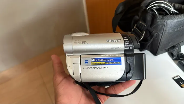 Filmadora Sony Handycam DCR-DVD650 (Funcionando)