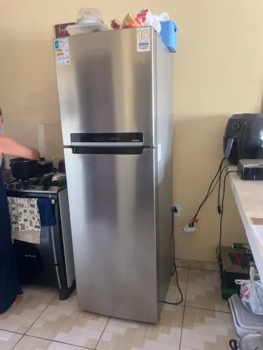 Geladeira Midea