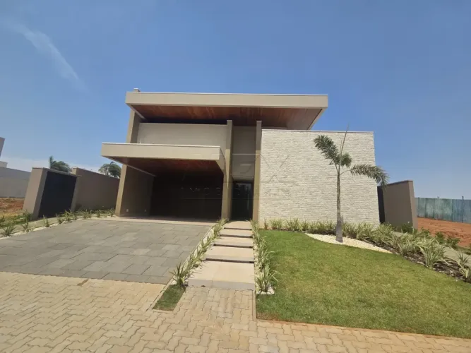 Casa / venda - 4 quartos sendo suíte com piscina / Residencial Alphaville - Zona Sul de Ba