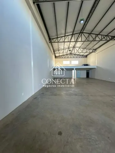 Galpão - Novo Mundo - 250m² - Segismundo Pereira - Uberlândia/MG
