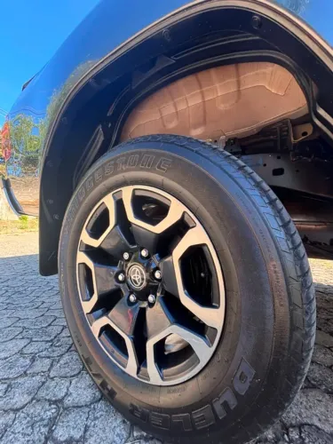 Toyota Hilux CD SRX 4X4 2.8 TDI 16V Diesel Aut. 2023