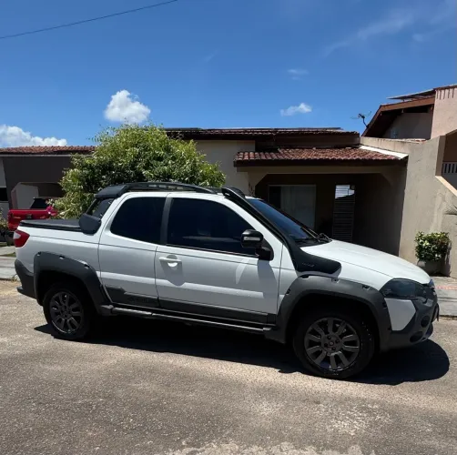 Fiat Strada Adventure1.8/ 1.8 Locker Flex CD 2019