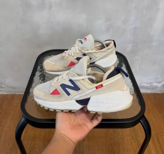 Tênis New Balance 574 Branco/Cinza