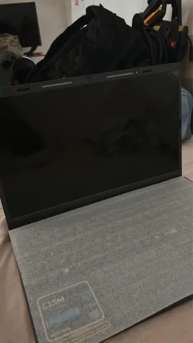 Vendo notebook Positivo Vision C15 em estado de novo, com apenas duas semanas de uso.