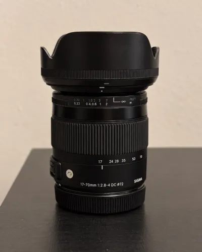 Sigma 17-70mm f/2.8-4 Contemporary Canon ? bem conservada