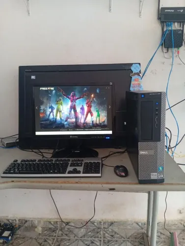 Vende se Pc completo core i5 2 geração 8gb memória HD 500gb trecado e mause monitor 20