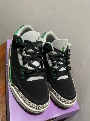 Tênis Nike Air Jordan 3