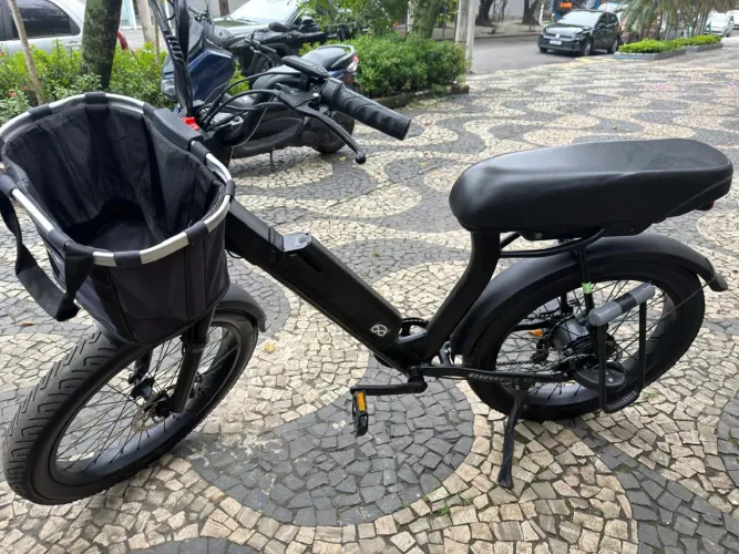 Bicicleta Elétrica LEV Cruiser+ Aro 24 - Completa (Rack em L, Cesto + Garantia de 3 Meses)
