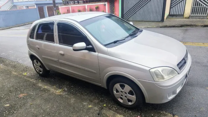 Chevrolet Corsa Hatchback 1.0 MPFI 8V 71cv 5P 2003