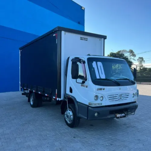 Caminhão Mercedes Benz Accelo 915 3/4 ano 2010/2010