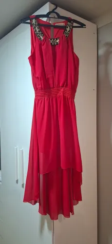 Vestido usado uma única vez