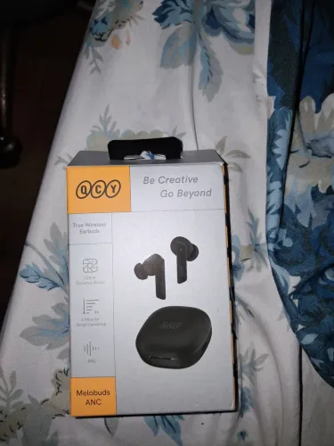Fone Bluetooth QCY HT05 MeloBuds ANC (1 Mês de Uso + Caixa)