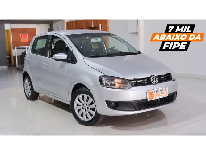 Volkswagen Fox 1.0 MI Total Flex 8V 5P 2014