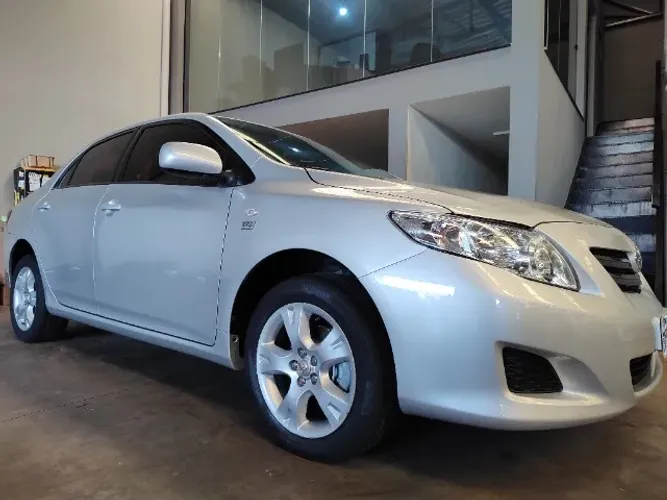 Toyota Corolla GLI 1.8 Flex 16V Aut. 2011