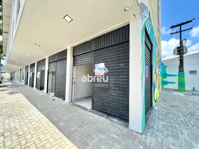 Ótima oportunidade de aluguel de uma loja (n°13), localizada na Avenida Coronel Estevam, n