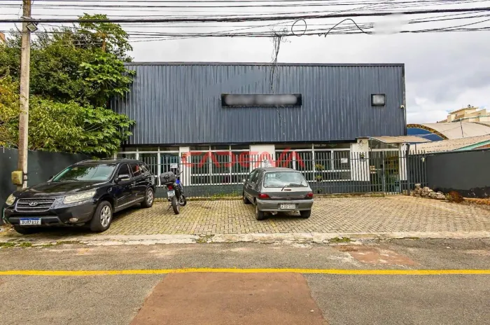 Estrutura Comercial à venda no bairro Portão
