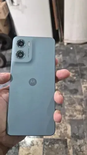 Vendo ou troco Motorola Moto G05S perfeito estado 