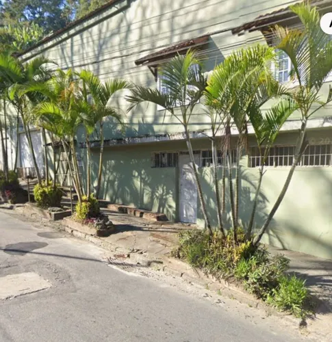 LOFT MOBILIADO  R$ 1.760,00<br> 1<br>Banheiros 1<br>Área Construída 40m²<br>Área Total 60m²<br>