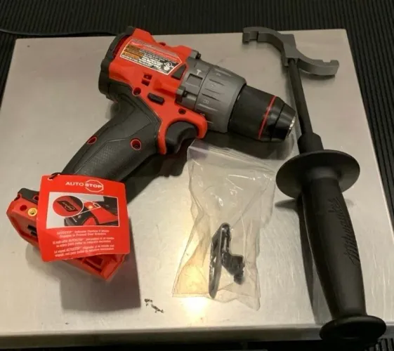 Milwaukee - Mod. 2904-20 - Parafusadeira e Furadeira de Impacto 1/2" M18 FUEL?