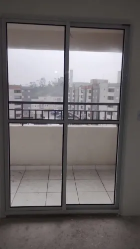 Porta Balcão de Alumínio com Vidro - Ótimo Estado