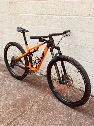 Mtb full carbono TSW Team Racing