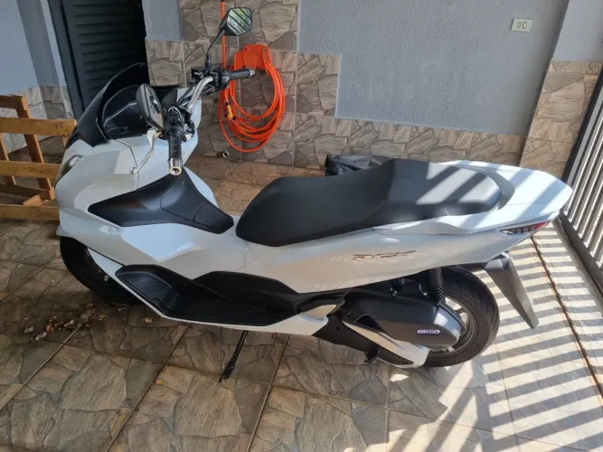 HONDA PCX 160 BRANCA (2025) - ESTADO DE ZERO KM!