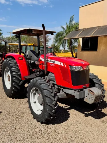 Massey Ferguson 4275