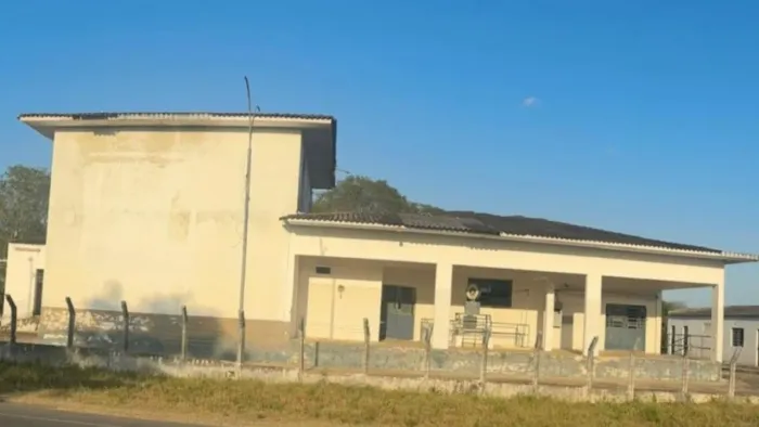 Leilão - Casa - De R$557.312,00 Por R$278.656,00