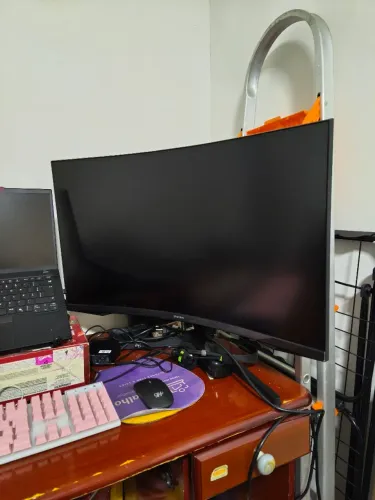 Monitor Game Samsung Odissey G5 tela curva 32'
